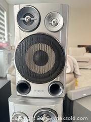 MaxSold Auction: Sony SS-CHPZ9 Bookshelf/Satellite Speakers, Silver (Pair) - Welland (Ontario, Canada) SELLER MANAGED Reseller Online Auction -  Stern Drive