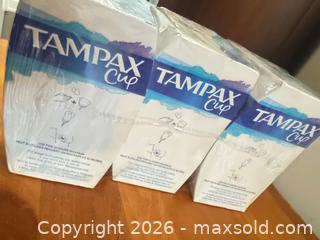 MaxSold Auction: Tampax Menstrual Cup, Heavy Flow, Lot of 3 - Welland (Ontario, Canada) SELLER MANAGED Reseller Online Auction -  Stern Drive