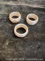 MaxSold Auction: 3x Silver Sterling 925 spinner rings  - Vancouver (British Columbia, Canada) PARTNER MANAGED Commercial Liquidation Online Auction -  East Hastings