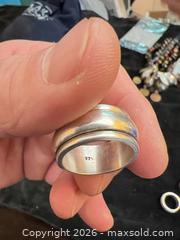 MaxSold Auction: 3x Silver Sterling 925 spinner rings  - Vancouver (British Columbia, Canada) PARTNER MANAGED Commercial Liquidation Online Auction -  East Hastings