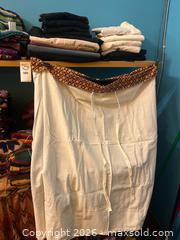 MaxSold Auction: Adjustable Cotton Skirts  - Vancouver (British Columbia, Canada) PARTNER MANAGED Commercial Liquidation Online Auction -  East Hastings