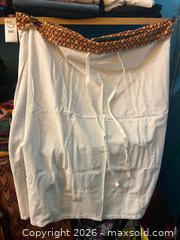 MaxSold Auction: Adjustable Cotton Skirts  - Vancouver (British Columbia, Canada) PARTNER MANAGED Commercial Liquidation Online Auction -  East Hastings