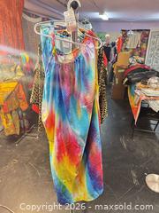 MaxSold Auction: Clothing  - Vancouver (British Columbia, Canada) PARTNER MANAGED Commercial Liquidation Online Auction -  East Hastings