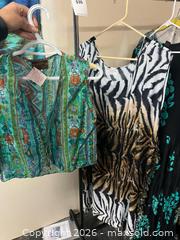 MaxSold Auction: Clothing & Handmade Items - Vancouver (British Columbia, Canada) PARTNER MANAGED Commercial Liquidation Online Auction -  East Hastings