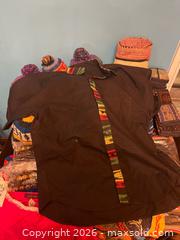 MaxSold Auction: Hats, Wallets & More - Vancouver (British Columbia, Canada) PARTNER MANAGED Commercial Liquidation Online Auction -  East Hastings