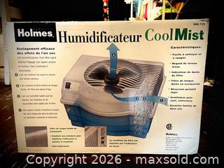 MaxSold Auction: Holmes Cool Mist Humidifier - Vancouver (British Columbia, Canada) PARTNER MANAGED Commercial Liquidation Online Auction -  East Hastings