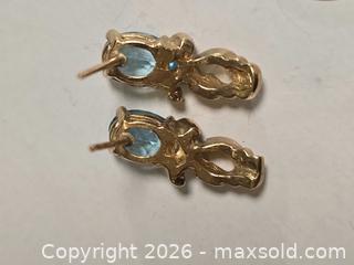 MaxSold Auction: Lot of 2 14K Yellow Gold Blue Topaz Stud Earrings & Ring  - Vancouver (British Columbia, Canada) PARTNER MANAGED Commercial Liquidation Online Auction -  East Hastings
