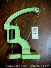 MaxSold Auction: Rivet & Button Press - Vancouver (British Columbia, Canada) PARTNER MANAGED Commercial Liquidation Online Auction -  East Hastings