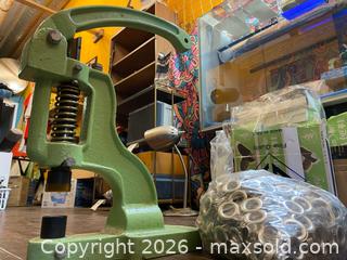 MaxSold Auction: Rivet & Button Press - Vancouver (British Columbia, Canada) PARTNER MANAGED Commercial Liquidation Online Auction -  East Hastings