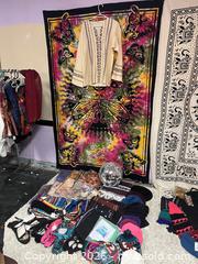 MaxSold Auction: Tapestries, Mexican Blanket, Disco Ball, Hair Accessories & More - Vancouver (British Columbia, Canada) PARTNER MANAGED Commercial Liquidation Online Auction -  East Hastings