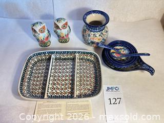 MaxSold Auction: Bud Vase, Owl Salt & Pepper Shakers and more - Fremont (California, USA) PARTNER MANAGED Estate Sale Online Auction - Las Palmas Avenue