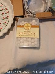 MaxSold Auction: Cakes, Pie, Bundt, Oh My! - Fremont (California, USA) PARTNER MANAGED Estate Sale Online Auction - Las Palmas Avenue