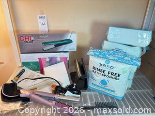 MaxSold Auction: Hair & Body Care #2 - Fremont (California, USA) PARTNER MANAGED Estate Sale Online Auction - Las Palmas Avenue