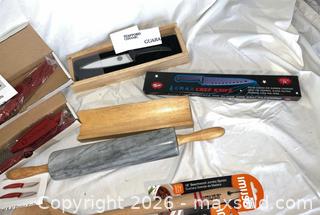 MaxSold Auction: Kitchen Utensils  - Fremont (California, USA) PARTNER MANAGED Estate Sale Online Auction - Las Palmas Avenue