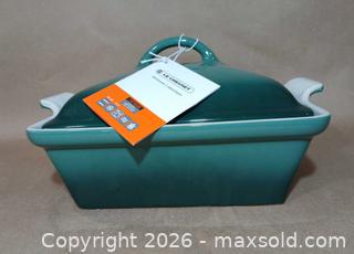 MaxSold Auction: Le Creuset "Artichaut" Square Dish - Fremont (California, USA) PARTNER MANAGED Estate Sale Online Auction - Las Palmas Avenue