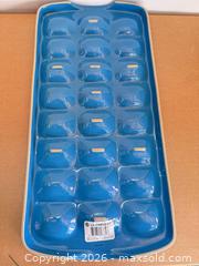 MaxSold Auction: Le Creuset Deviled Egg Tray  - Fremont (California, USA) PARTNER MANAGED Estate Sale Online Auction - Las Palmas Avenue