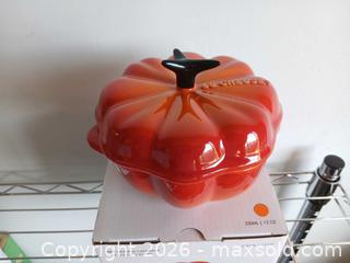 MaxSold Auction: Le Creuset Pumpkin Pots - Fremont (California, USA) PARTNER MANAGED Estate Sale Online Auction - Las Palmas Avenue