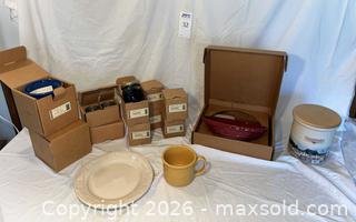 MaxSold Auction: Longaberger Collection- Candle Holders,Utensil Crock, Pie Plate and More - Fremont (California, USA) PARTNER MANAGED Estate Sale Online Auction - Las Palmas Avenue