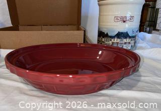 MaxSold Auction: Longaberger Collection- Candle Holders,Utensil Crock, Pie Plate and More - Fremont (California, USA) PARTNER MANAGED Estate Sale Online Auction - Las Palmas Avenue