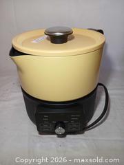 MaxSold Auction: Small Appliances and more- GreenPan/Kitchen Aid - Fremont (California, USA) PARTNER MANAGED Estate Sale Online Auction - Las Palmas Avenue
