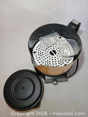 MaxSold Auction: Small Appliances and more- GreenPan/Kitchen Aid - Fremont (California, USA) PARTNER MANAGED Estate Sale Online Auction - Las Palmas Avenue