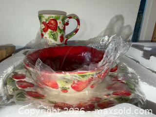 MaxSold Auction: Temptations “Figural Fruit” Strawberries Dinnerware - Fremont (California, USA) PARTNER MANAGED Estate Sale Online Auction - Las Palmas Avenue