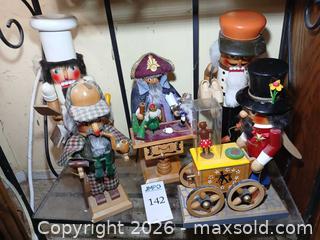 MaxSold Auction: The Steinbach Nutcracker Ensemble - Fremont (California, USA) PARTNER MANAGED Estate Sale Online Auction - Las Palmas Avenue