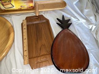 MaxSold Auction: Wood Serving & More - Fremont (California, USA) PARTNER MANAGED Estate Sale Online Auction - Las Palmas Avenue