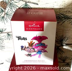 MaxSold Auction: 5 Hallmark Ornaments - Lakeland (Florida, USA) SELLER MANAGED Downsizing Online Auction - West Socrum Loop Road