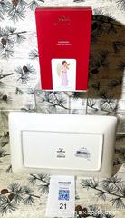 MaxSold Auction: Hallmark Ornament and Plate - Lakeland (Florida, USA) SELLER MANAGED Downsizing Online Auction - West Socrum Loop Road