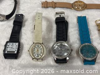 MaxSold Auction: 20 Watches / random makes / models - Idaho Springs (Colorado, USA) PARTNER MANAGED Estate Sale Online Auction - Idaho Street