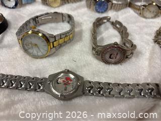 MaxSold Auction: 20  Watches / random makes / models - Idaho Springs (Colorado, USA) PARTNER MANAGED Estate Sale Online Auction - Idaho Street