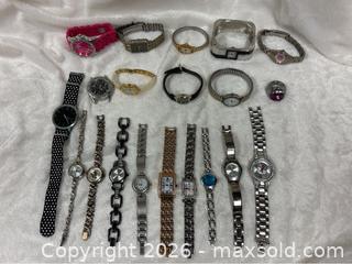 MaxSold Auction: 25  Watches / random makes / models - Idaho Springs (Colorado, USA) PARTNER MANAGED Estate Sale Online Auction - Idaho Street