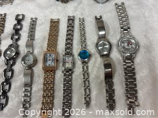 MaxSold Auction: 25  Watches / random makes / models - Idaho Springs (Colorado, USA) PARTNER MANAGED Estate Sale Online Auction - Idaho Street