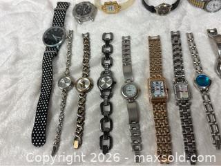 MaxSold Auction: 25  Watches / random makes / models - Idaho Springs (Colorado, USA) PARTNER MANAGED Estate Sale Online Auction - Idaho Street