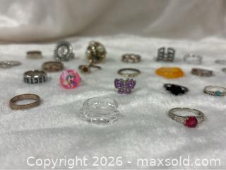 MaxSold Auction: 35 Fantasy Rings Random sizes / shapes - Idaho Springs (Colorado, USA) PARTNER MANAGED Estate Sale Online Auction - Idaho Street