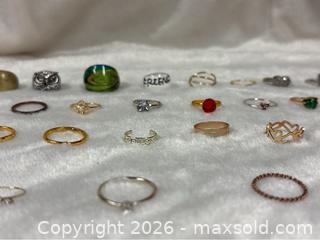 MaxSold Auction: 35 Fantasy Rings Random sizes / shapes - Idaho Springs (Colorado, USA) PARTNER MANAGED Estate Sale Online Auction - Idaho Street