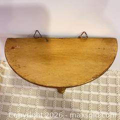 MaxSold Auction: Italian Gilt Wood Wall Bracket / Decorative Shelf – Made in Italy - Toronto (Ontario, Canada) SELLER MANAGED Downsizing Online Auction - Esandar Drive (Storage)
