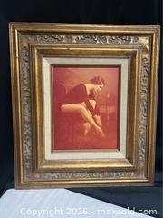 MaxSold Auction: Ornate vintage carved wood frame with rich gold tone detailing and layered molding. - Campbell (California, USA) SELLER MANAGED Downsizing Online Auction - Dell Avenue 