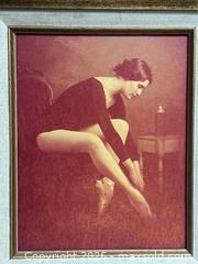 MaxSold Auction: Ornate vintage carved wood frame with rich gold tone detailing and layered molding. - Campbell (California, USA) SELLER MANAGED Downsizing Online Auction - Dell Avenue 