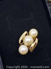 MaxSold Auction: 14KGE Ring With Pearls - Toronto (Ontario, Canada) SELLER MANAGED Estate Sale Online Auction - Swanwick Avenue