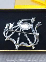 MaxSold Auction: Bagpipes Brooch - Toronto (Ontario, Canada) SELLER MANAGED Estate Sale Online Auction - Swanwick Avenue