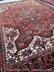 MaxSold Auction: Heriz rug - Markham (Ontario, Canada) SELLER MANAGED Reseller Online Auction - Essex Avenue