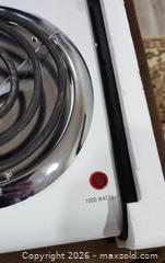 MaxSold Auction: Durabrand Double Burner Hot Plate Model 171202, 2-Burner - Brighton (Ontario, Canada) SELLER MANAGED Estate Sale Online Auction - Drewery Street