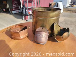 MaxSold Auction: Vintage Brass & Copper Decorative Items (4) - East Cocalico Township (Pennsylvania, USA) SELLER MANAGED Downsizing Online Auction - Stevens Road