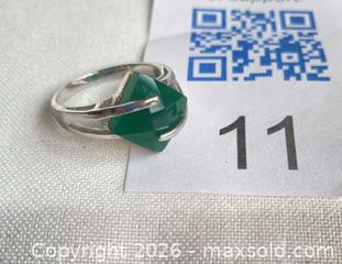 MaxSold Auction: 925 Sterling Silver GREEN ONYX Ring Size 7  - Shelburne (Ontario, Canada) SELLER MANAGED Downsizing Online Auction - Main Street East