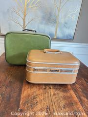 MaxSold Auction: Laurentian & Jetliner Medium Train/Vanity Cases, Tan and Green - Burlington (Ontario, Canada) SELLER MANAGED Estate Sale Online Auction - Cloverleaf Drive