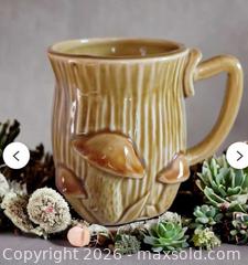 MaxSold Auction: Royal Sealy Japan Glazed Ceramic Creamer & Sugar Set with Mugs - Burlington (Ontario, Canada) SELLER MANAGED Estate Sale Online Auction - Cloverleaf Drive