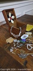 MaxSold Auction: Vintage Costume Jewelry Lot, 26–50 Pieces - Burlington (Ontario, Canada) SELLER MANAGED Estate Sale Online Auction - Cloverleaf Drive