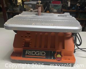 MaxSold Auction: Ridgid EB44241 Benchtop Spindle Sander, Corded Electric - Bedford (New Hampshire, USA) PARTNER MANAGED Moving Online Auction - Holbrook Road